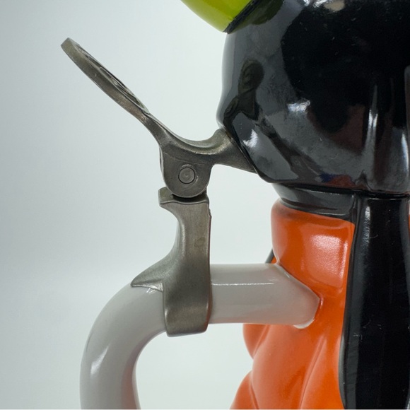 Goofy Disney Tankard Series Stein • Ceramarte • Porcelain •9¼" H •Made in Brazil - Picture 7 of 12